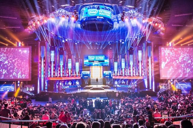 esl schedules worlds first virtual reality esports tournament broadcast eslmasters