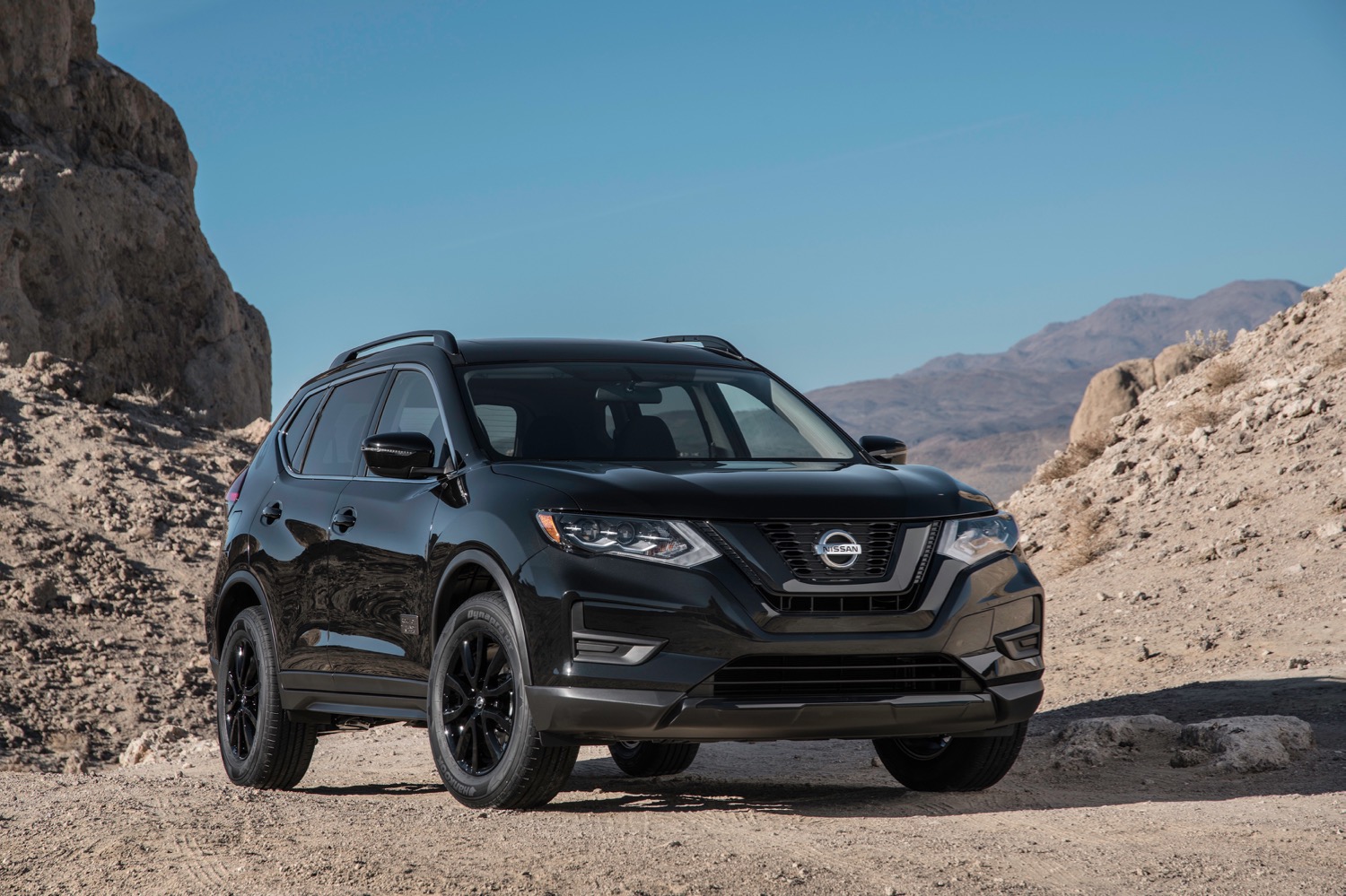 2017 nissan rogue one star wars limited edition gets themed