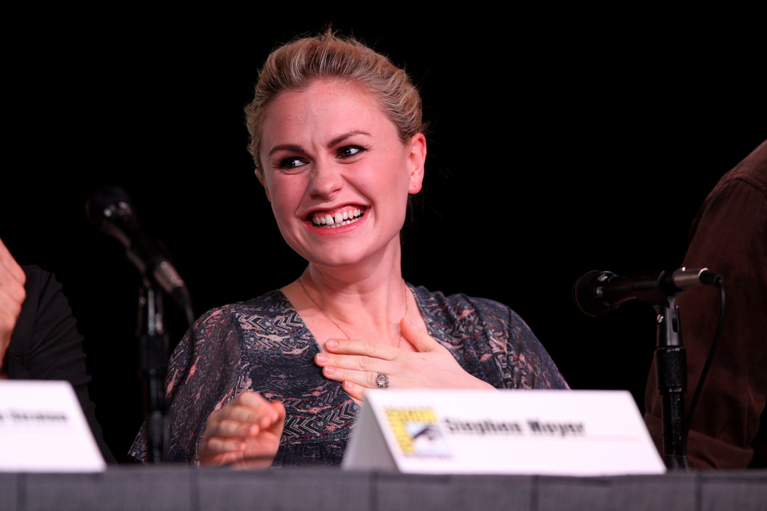 9 famous actors started child stars anna paquin adult