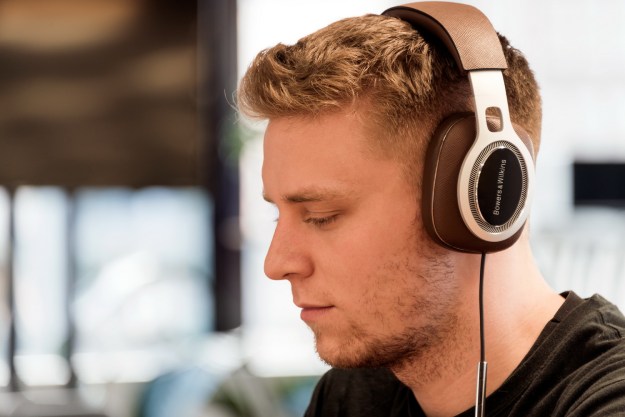 Bowers and Wilkins P9 Signature headphones review