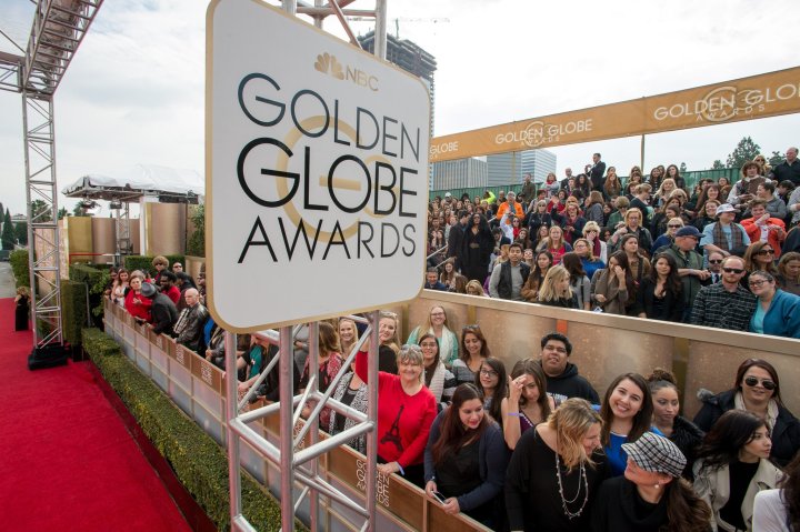 twitter golden globes live red carpet