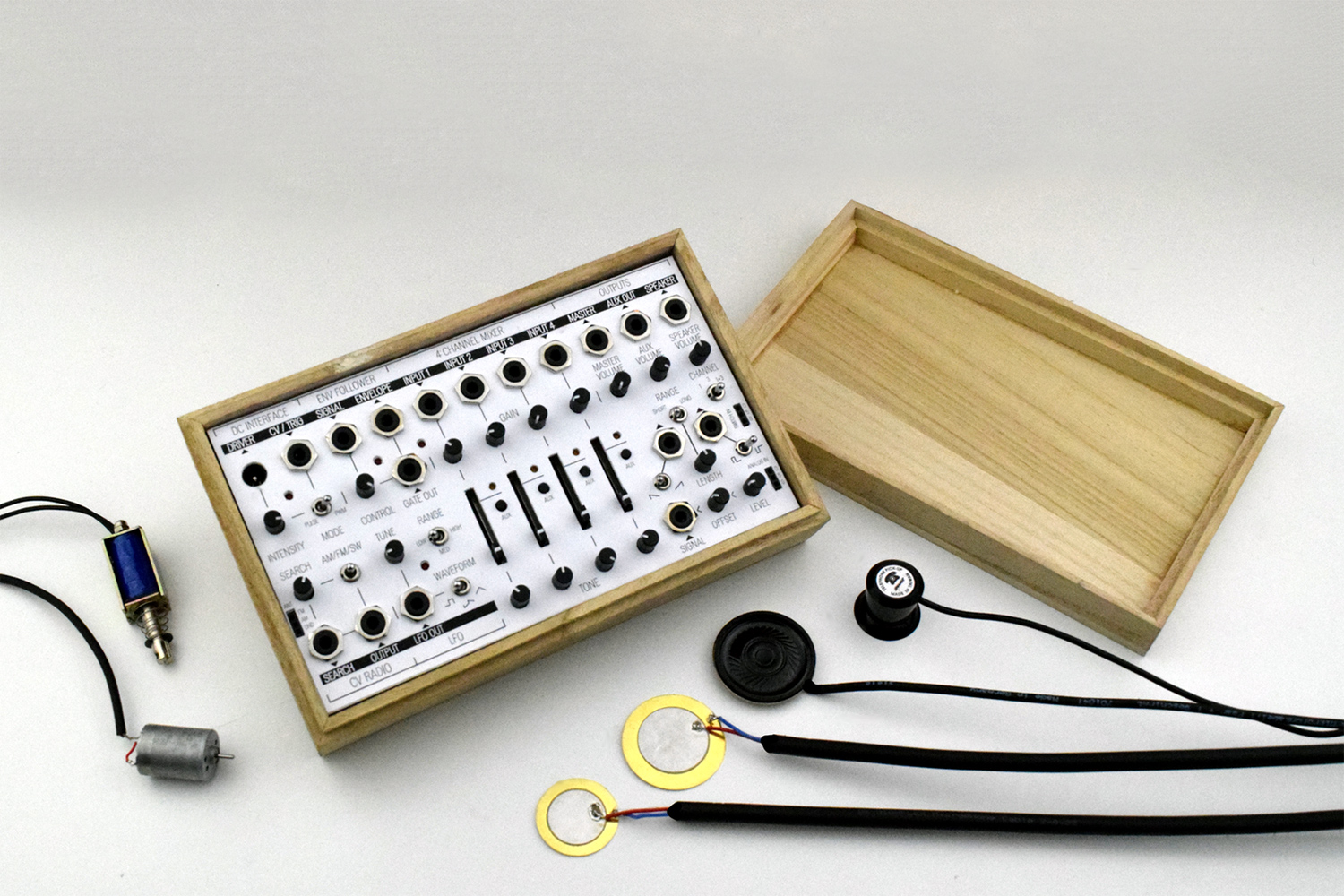 Field Kit: Electroacoustic Workstation