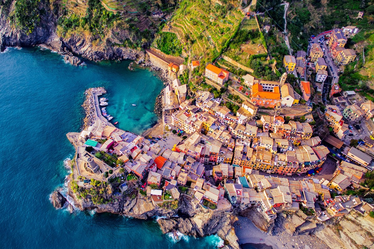 dronestagram best of 2016 vernazza  cinque terre italy by jcourtial
