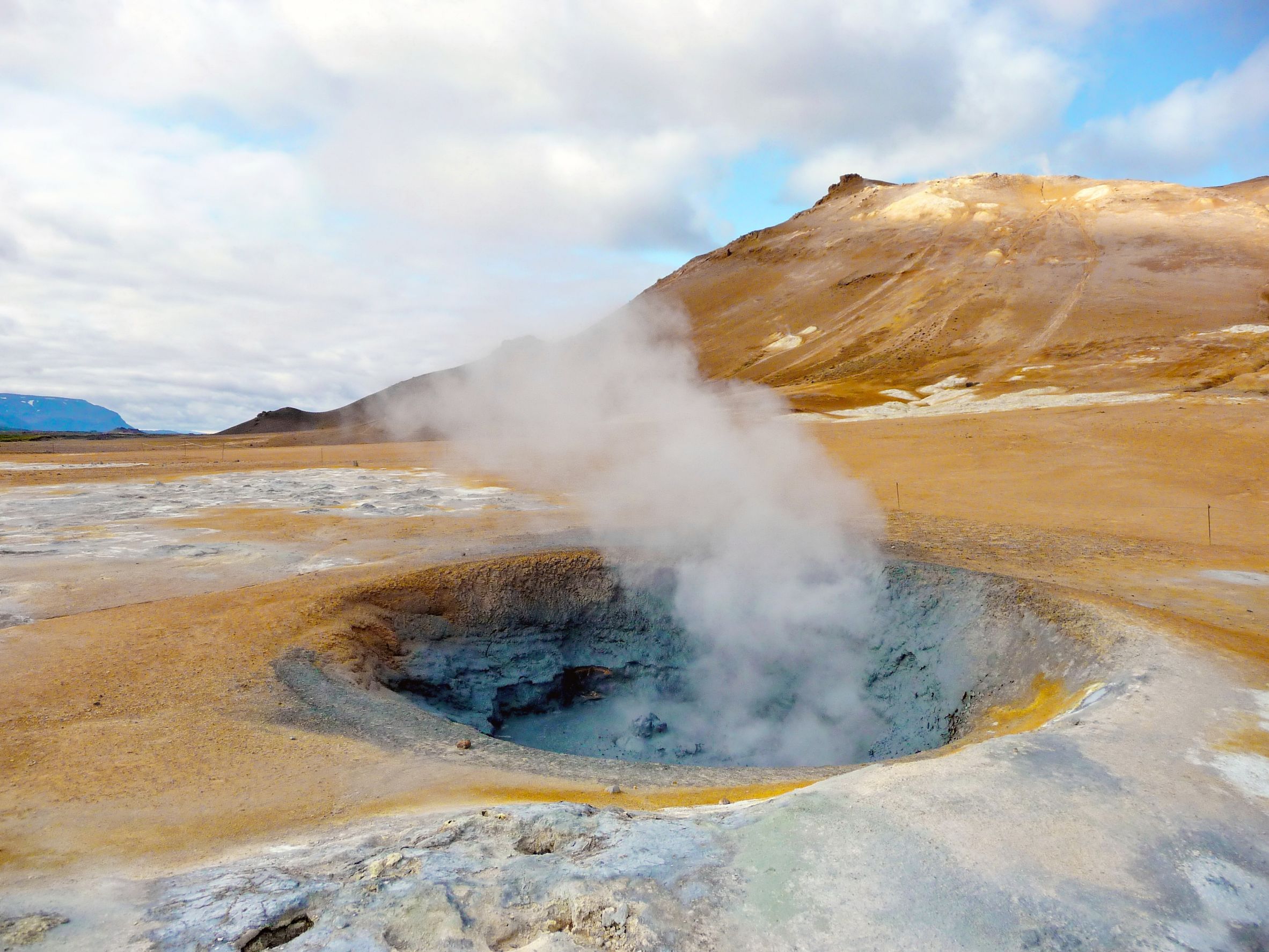 iceland geothermal energy 11317982  active fumarole in summer time