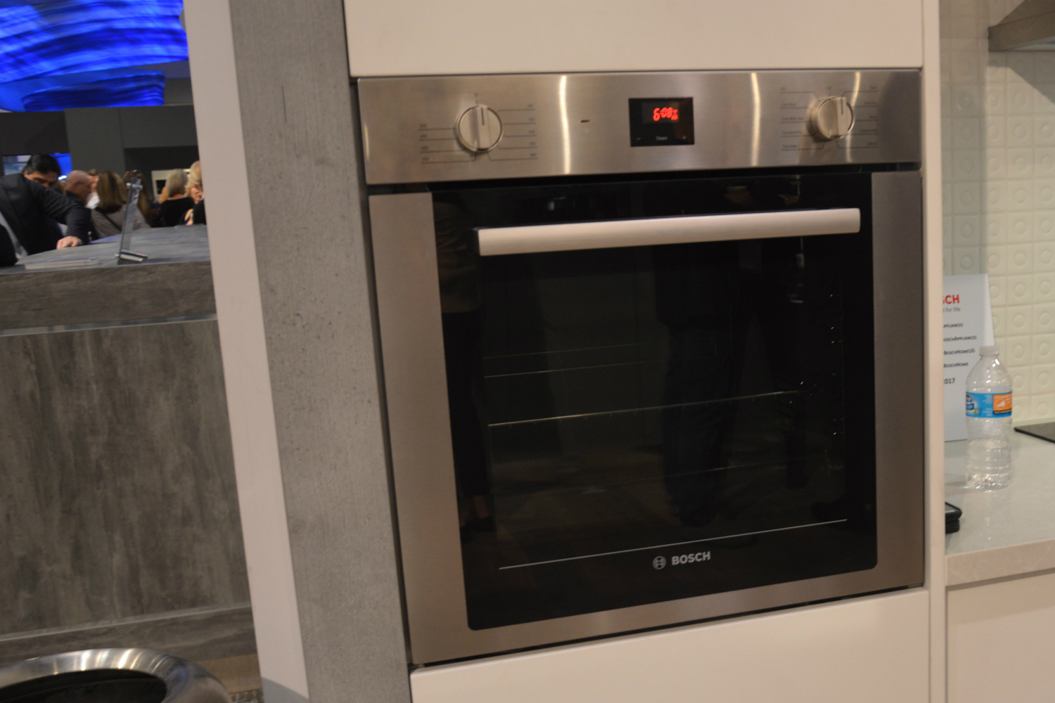 appliance trends kbis 2017 bosch home connect oven
