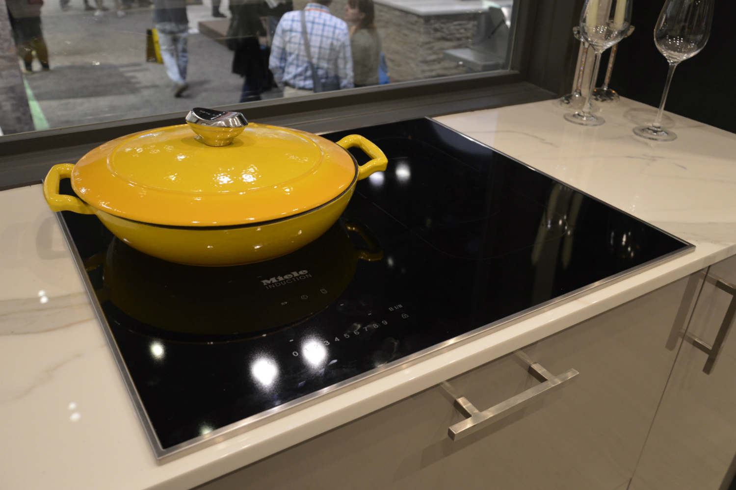 appliance trends kbis 2017 miele 24 inch induction cooktop