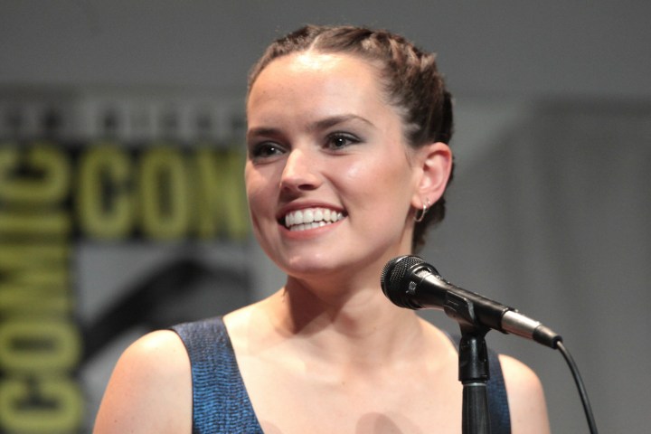 daisy ridley a woman of no importance casting 2015 comic con