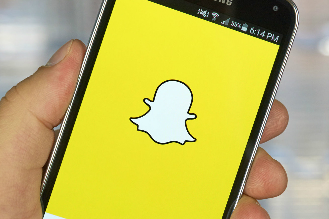 How To Use Snapchat's New Limitless Snaps, Looping Video, And More