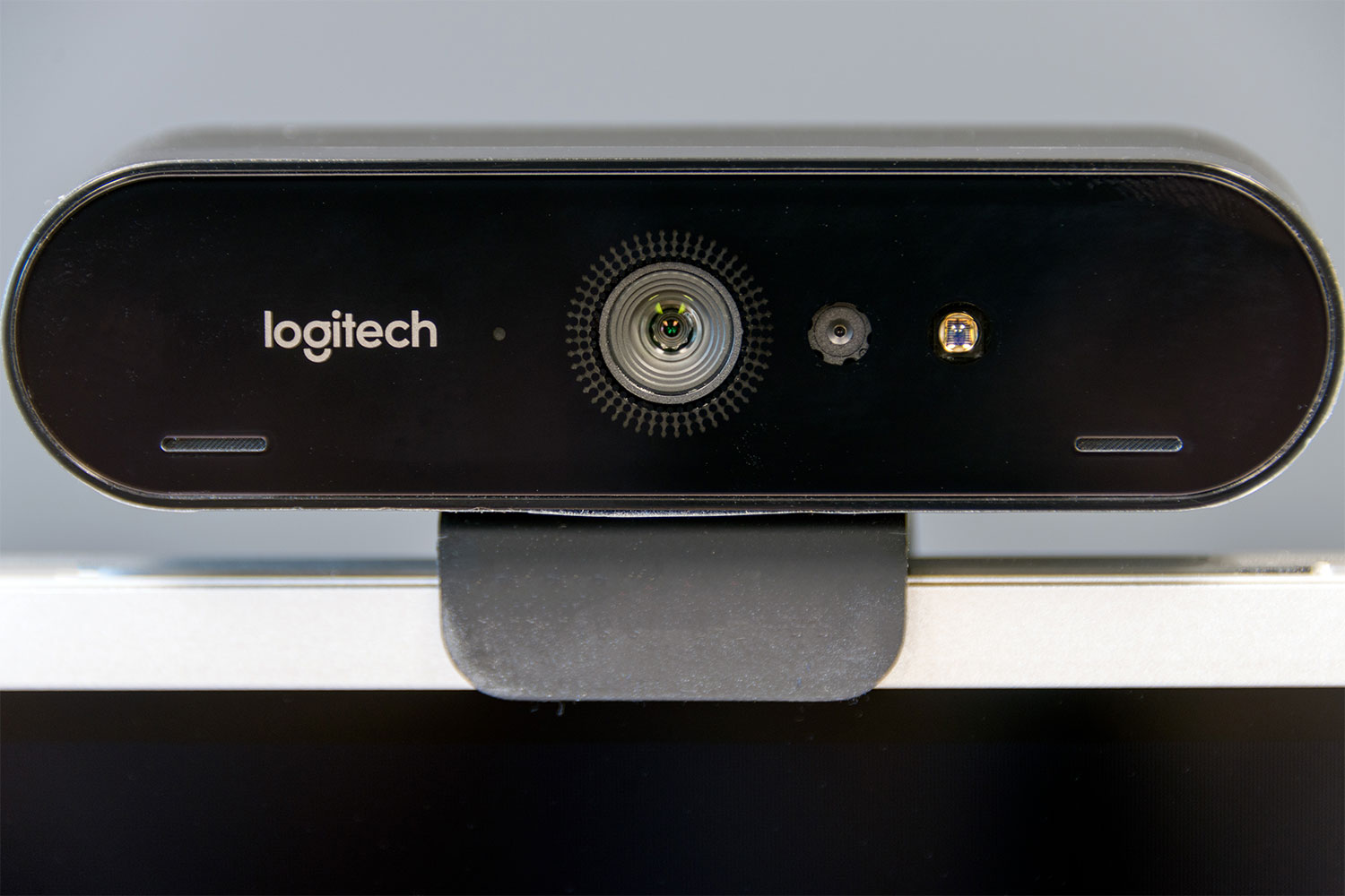 neutral Robe Paine Gillic Logitech Brio 4K Webcam Review | Digital Trends
