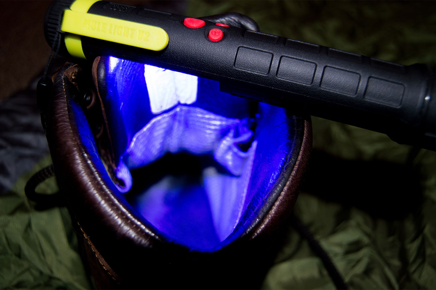 Muke Light Stay Bright for Days with the UV Paqlite Mule Light V2 | Digital Trends