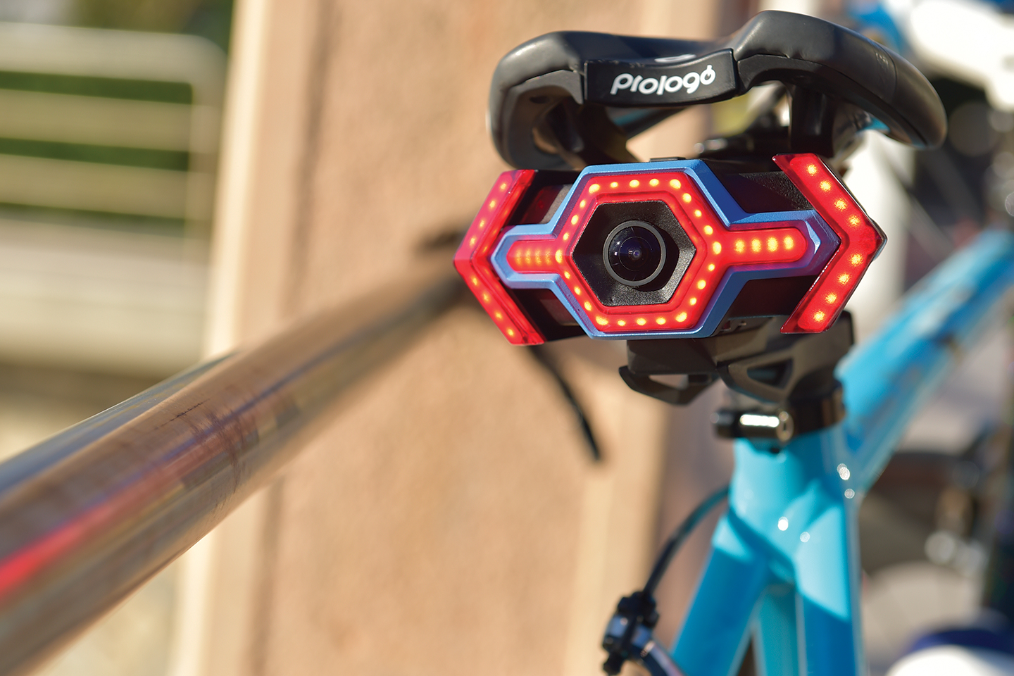 logo Luipaard borstel Hexagon Lets Cyclists Keep an Eye On What's Happening Behind Them | Digital  Trends