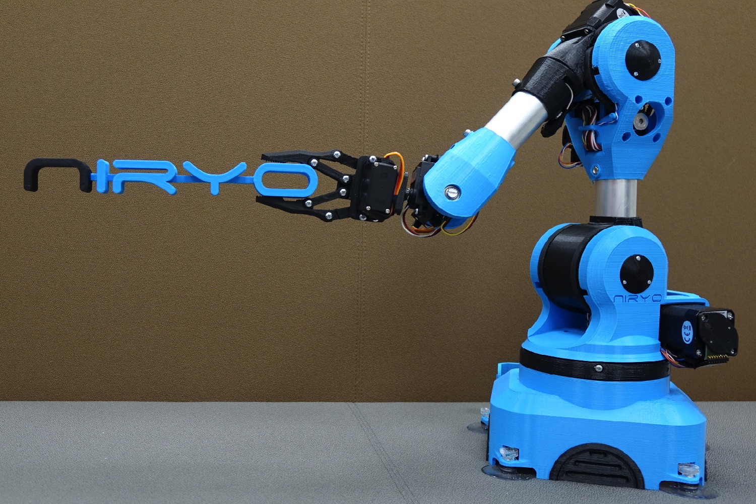 niryo one industrial arm robot kickstarter 1
