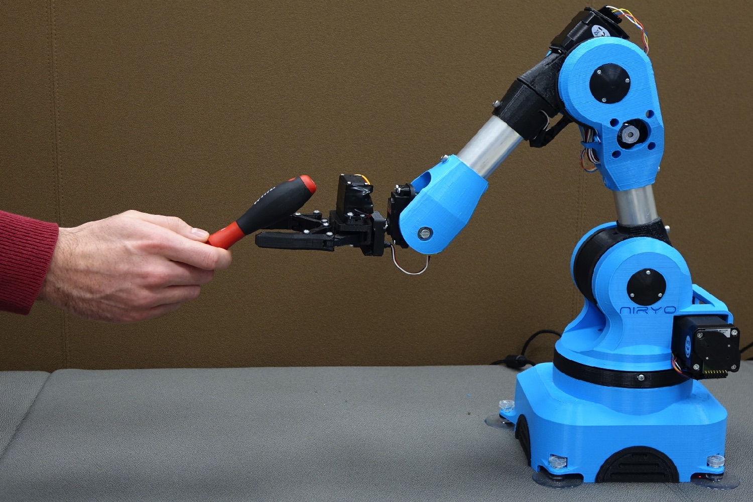 niryo one industrial arm robot kickstarter 3