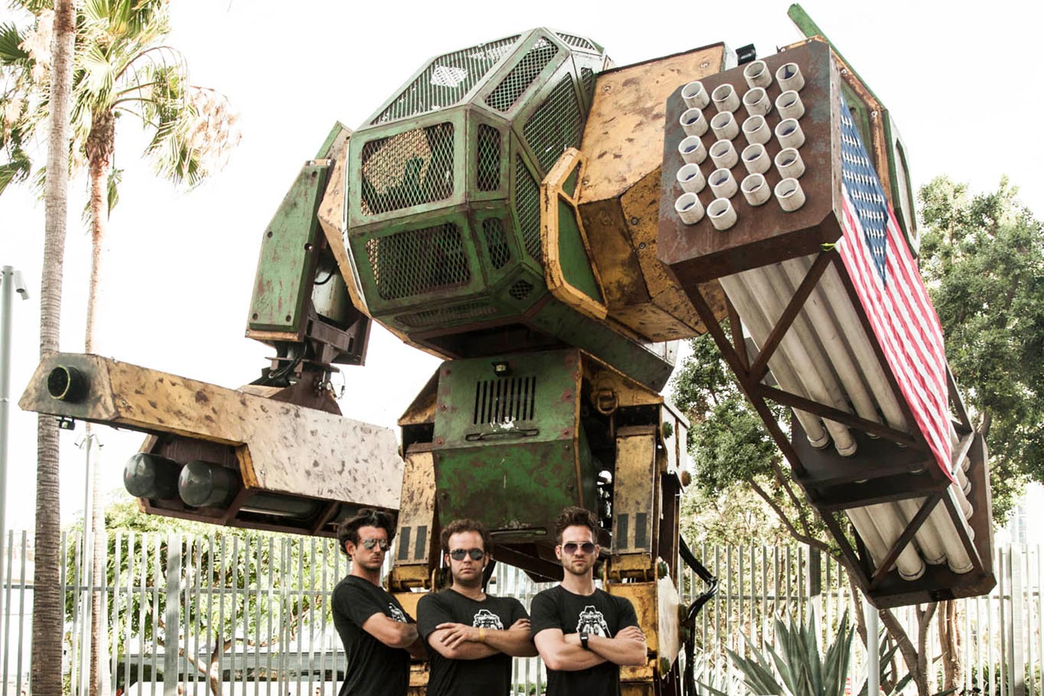 usa and japan are having a giant robot duel mkii with team
