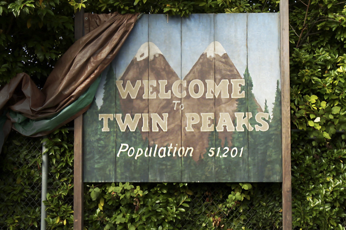 best tv series returning 2017 twin peaks