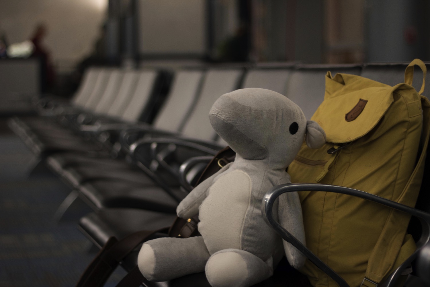 parihug stuffed animal kickstarter pari airport