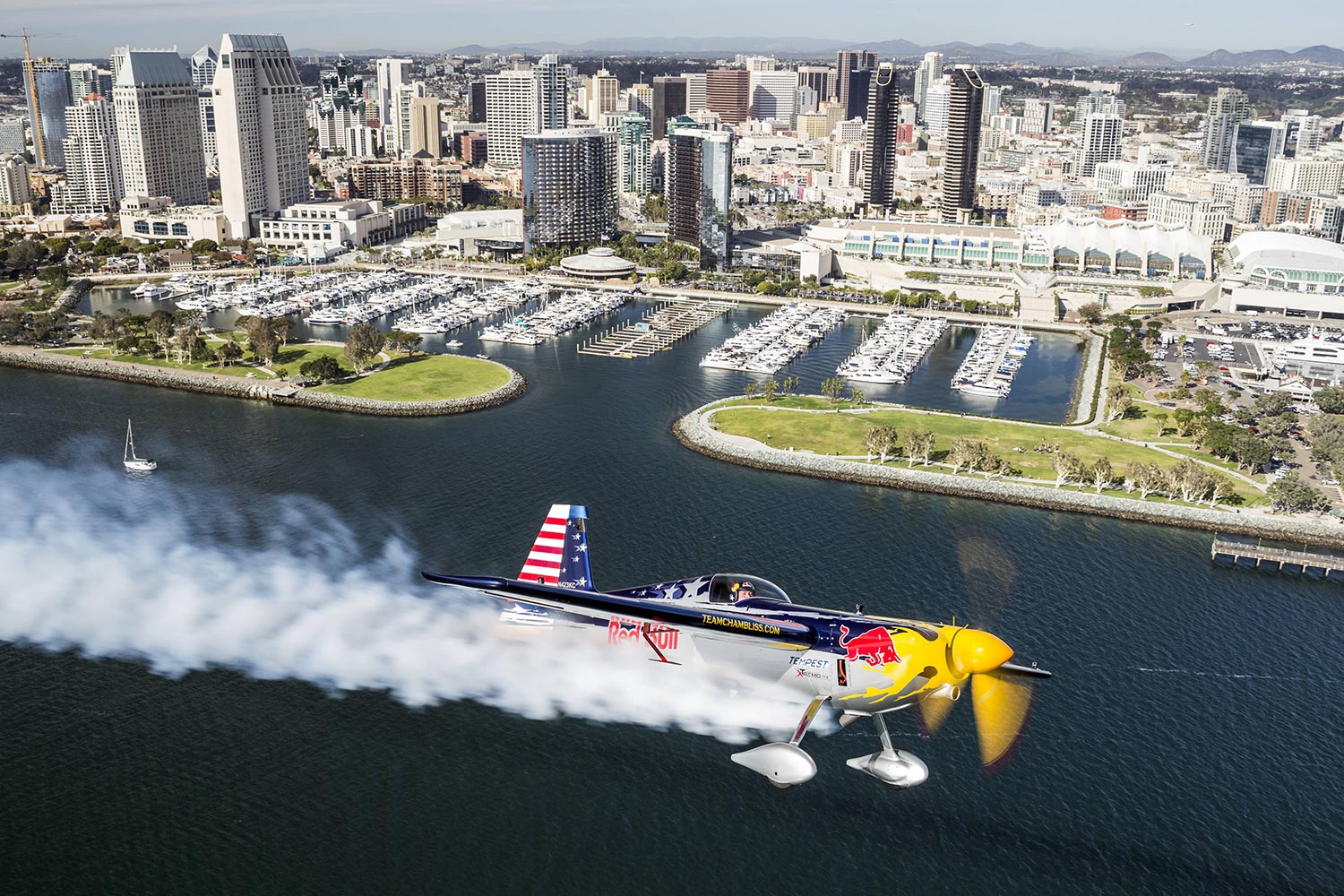 judging red bull air races with tech race san diego preview 1  chris tedesco redbull content pool