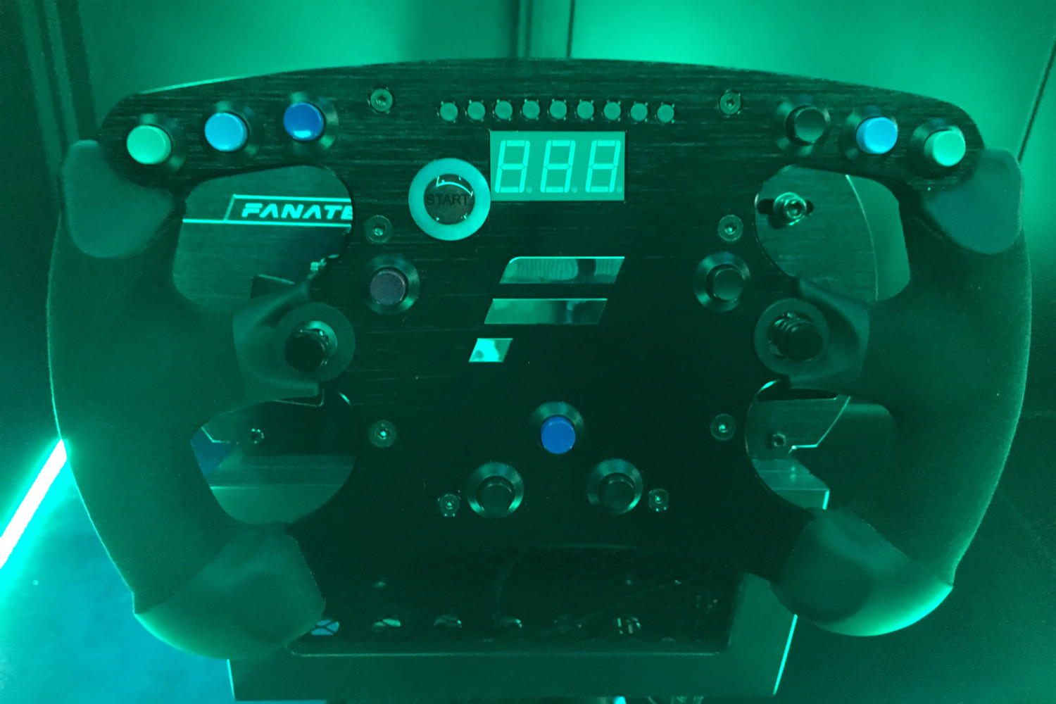 Jaguar Formula E Experience VR
