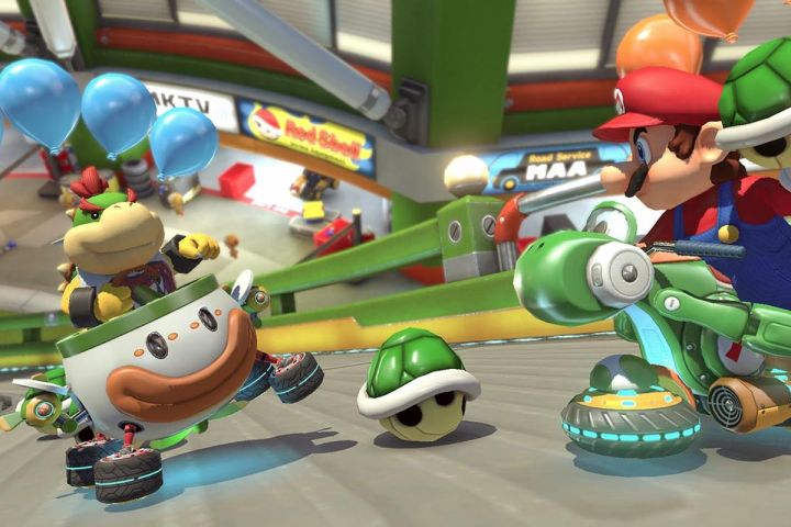 Mario Kart 8 Deluxe, Nintendo Switch - U.S. Version 