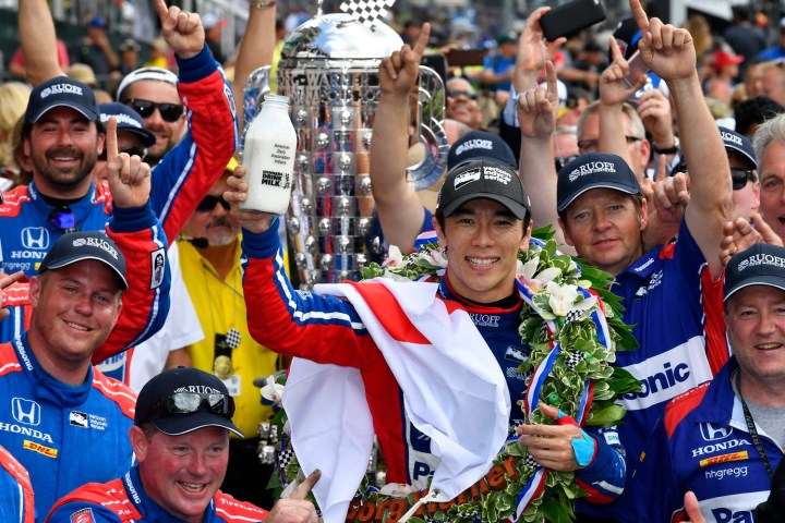 Takuma Sato wins the 2017 Indy 500
