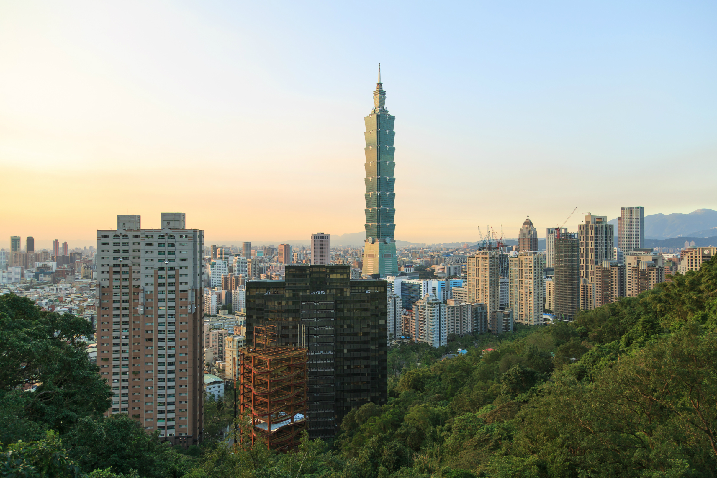 earthquake resistant buildings taipei taiwan 101 tower 01
