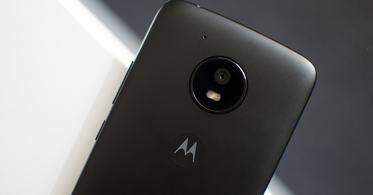 E4 Review: Motorola Budget Phone Gets Better | Digital Trends