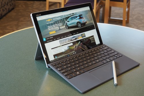 Asus Transformer T304 review front angle