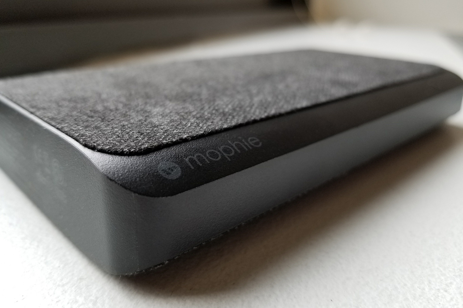 Mophie Powerstation XXL review flat angle