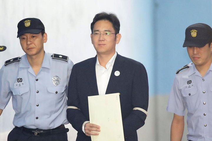 samsung group offices raided korea political scandal news lee jae yong