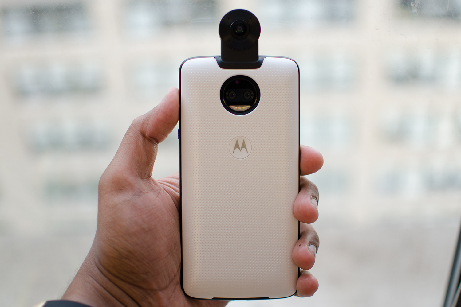 Moto 360 Camera in hand white mod