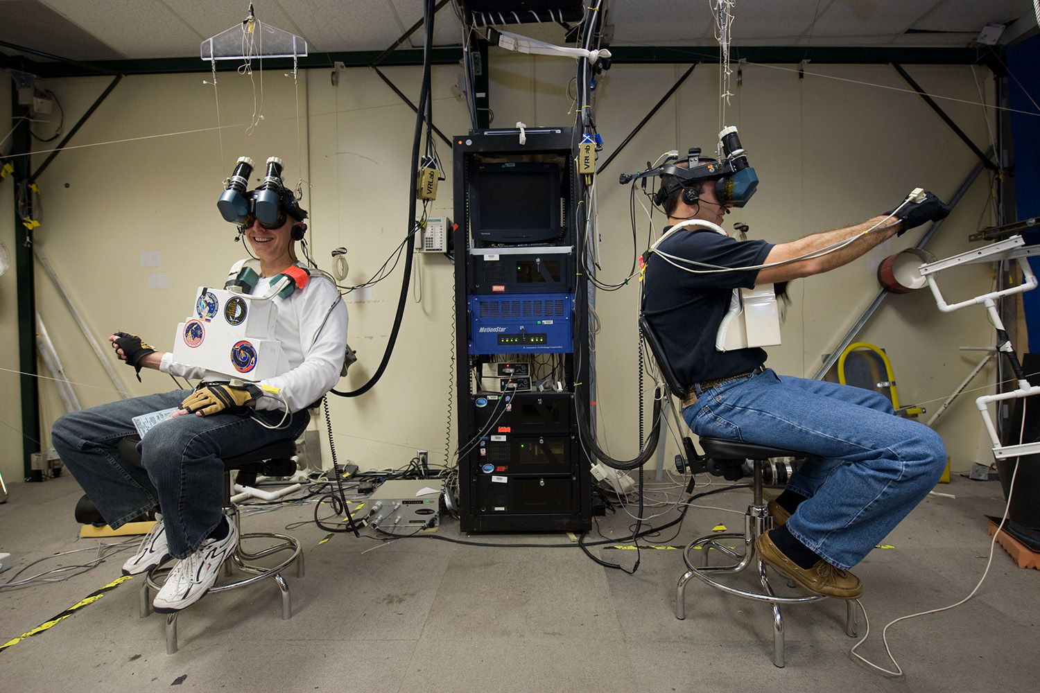 NASA Explores Virtual and Augmented Realities for Science and Engineering | Digital Trends