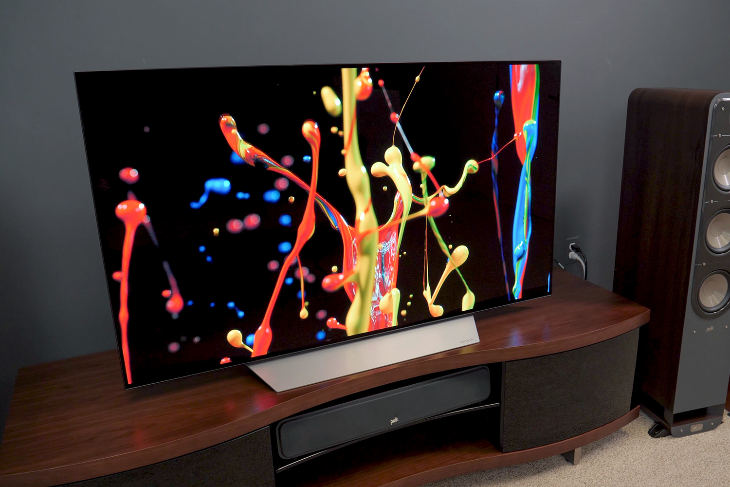 LG's Wireless OLED TV Gets More Attainable at 65 Inches - CNET