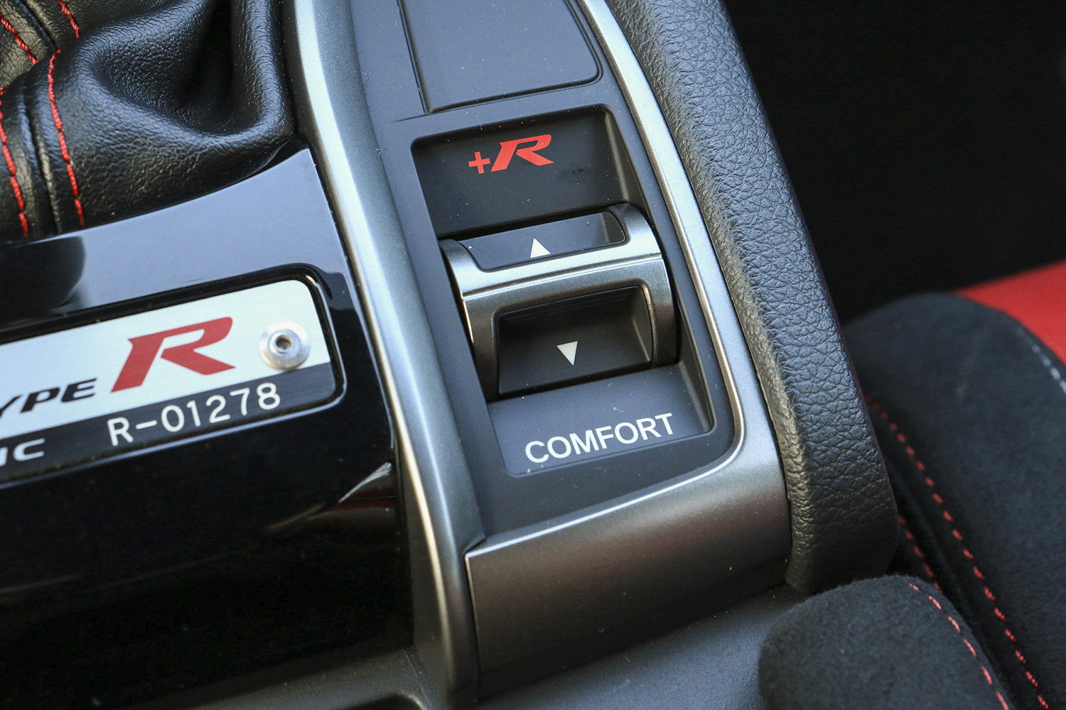 Type R Quick Change Button 2017 Honda Civic Type R Review | Digital Trends