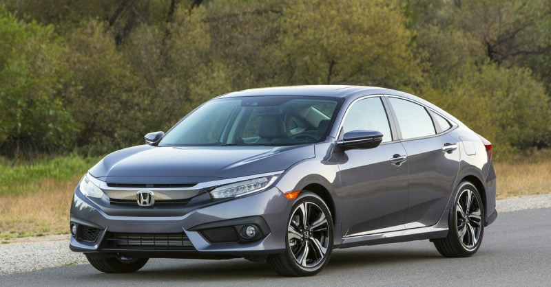 The 2018 Honda Civic Hatchback May Be the Perfect Compromise