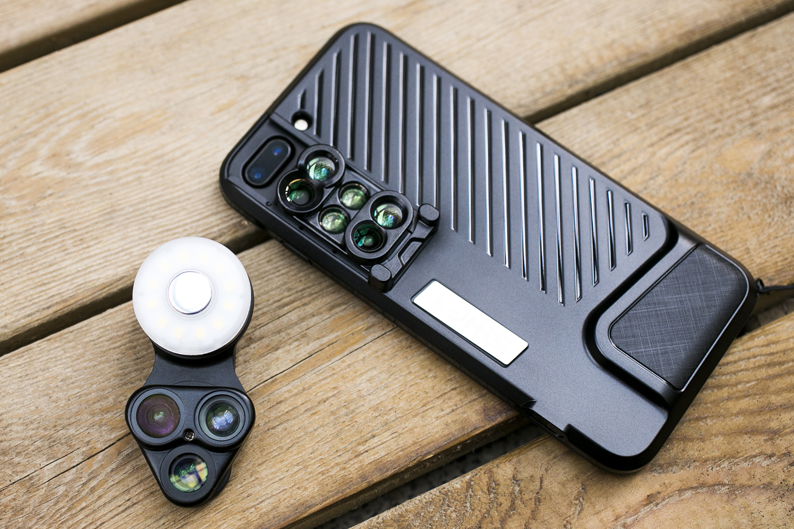 revolcam smartphone accessory on kickstarter 13