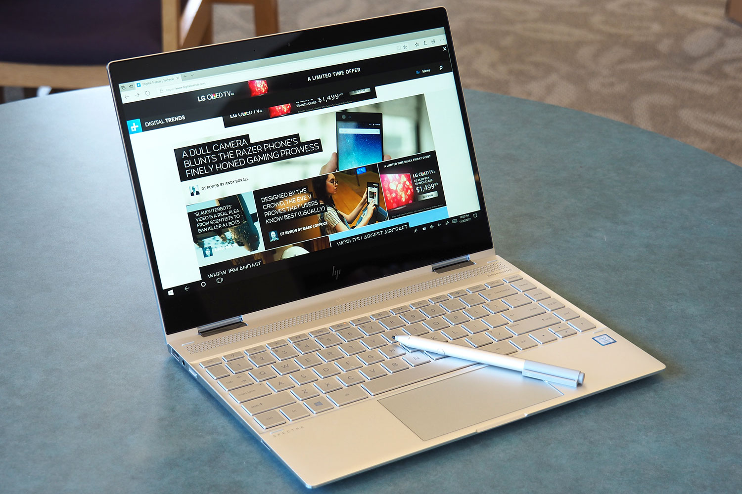 HP Spectre x360 (2017) Review: A Beautiful And Impressively Quiet  Convertible