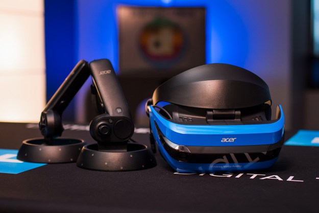 Acer Windows Mixed Reality Headset review controllers