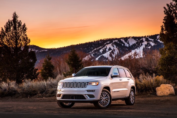 best cars for the snow 2018 jeep grand cherokee