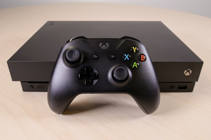 Pengontrol ulasan Xbox One X di depan