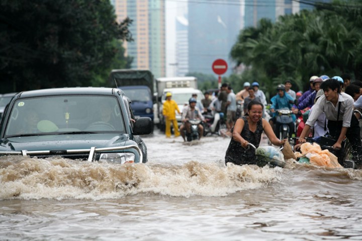 ai twitter urban flooding 2008 hanoi flood  01