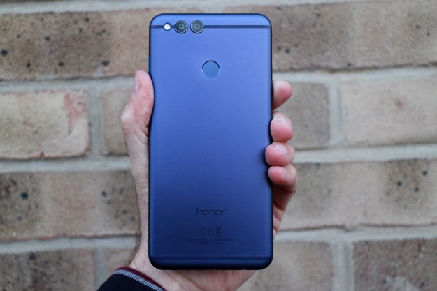 honor 7x review back full