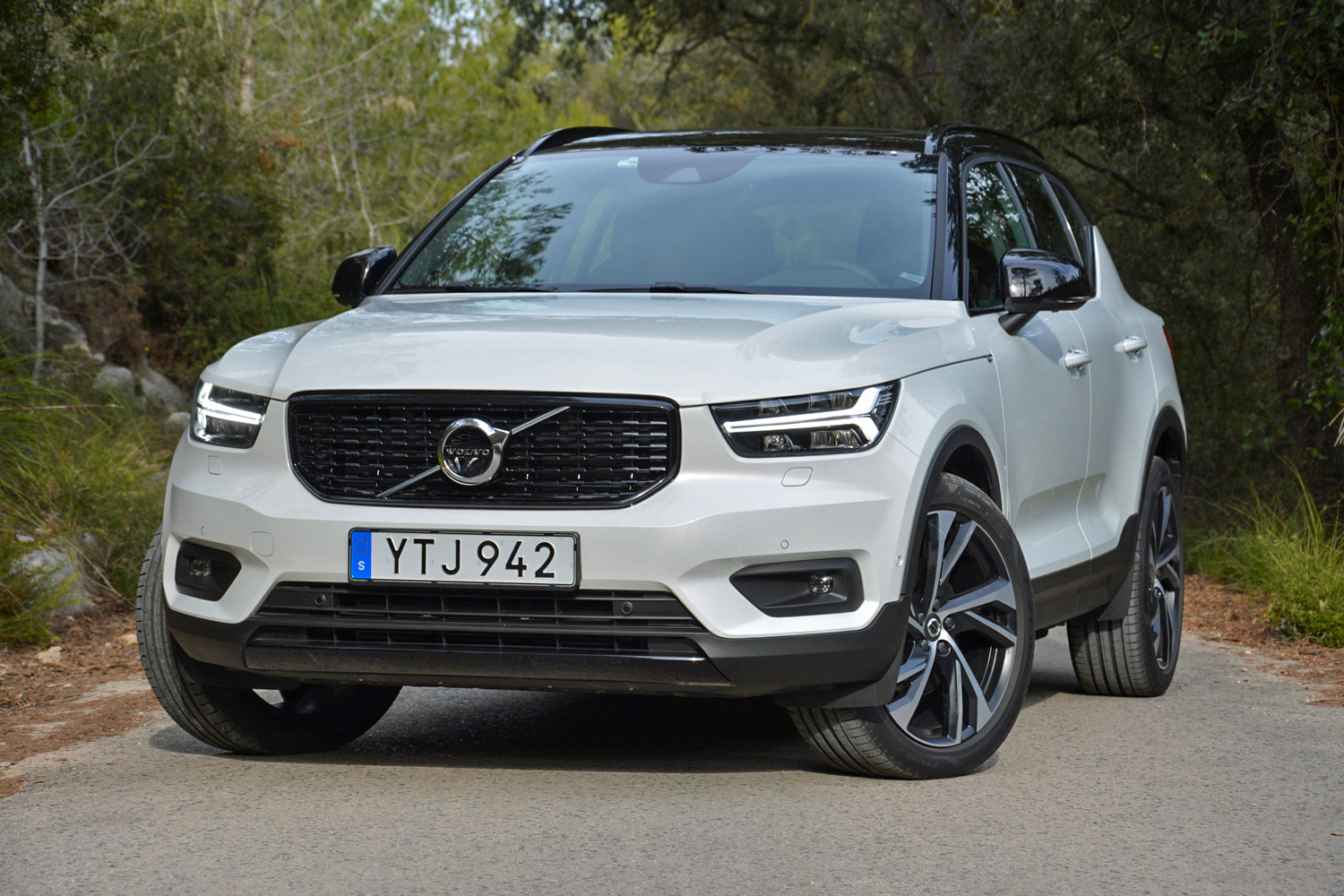 2019 Volvo XC40, Review, Driving Impressions, Specs