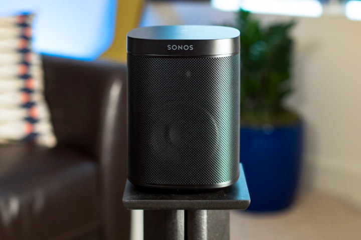 Saks moronic artilleri Sonos Revamps its Sonos One Smart Speaker With Bluetooth LE | Digital Trends