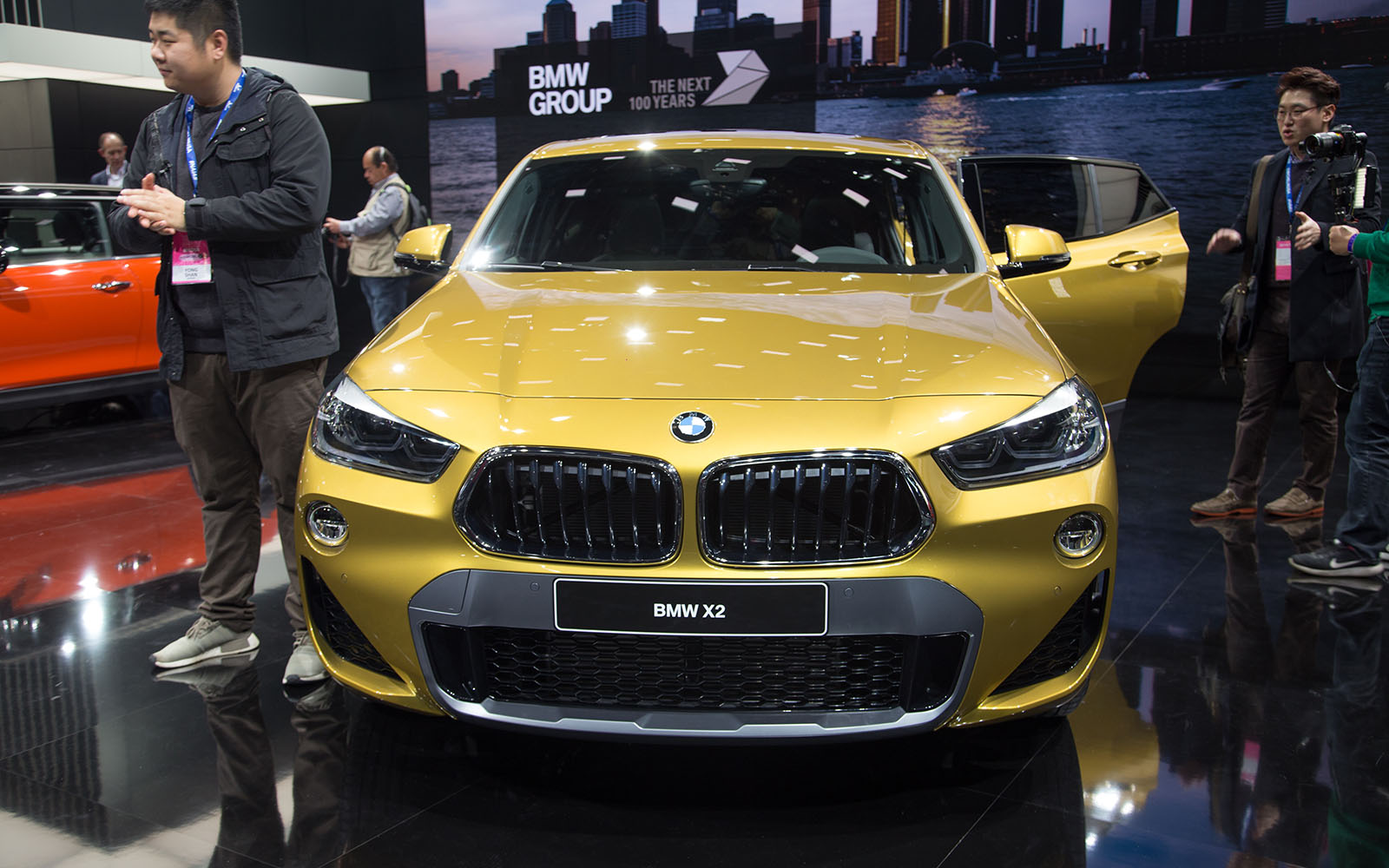 the 2018 bmw x2 takes its official worldly bow in detroit  15