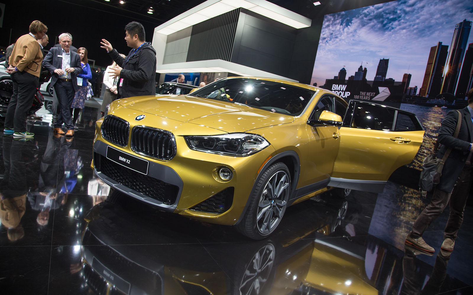 the 2018 bmw x2 takes its official worldly bow in detroit  17