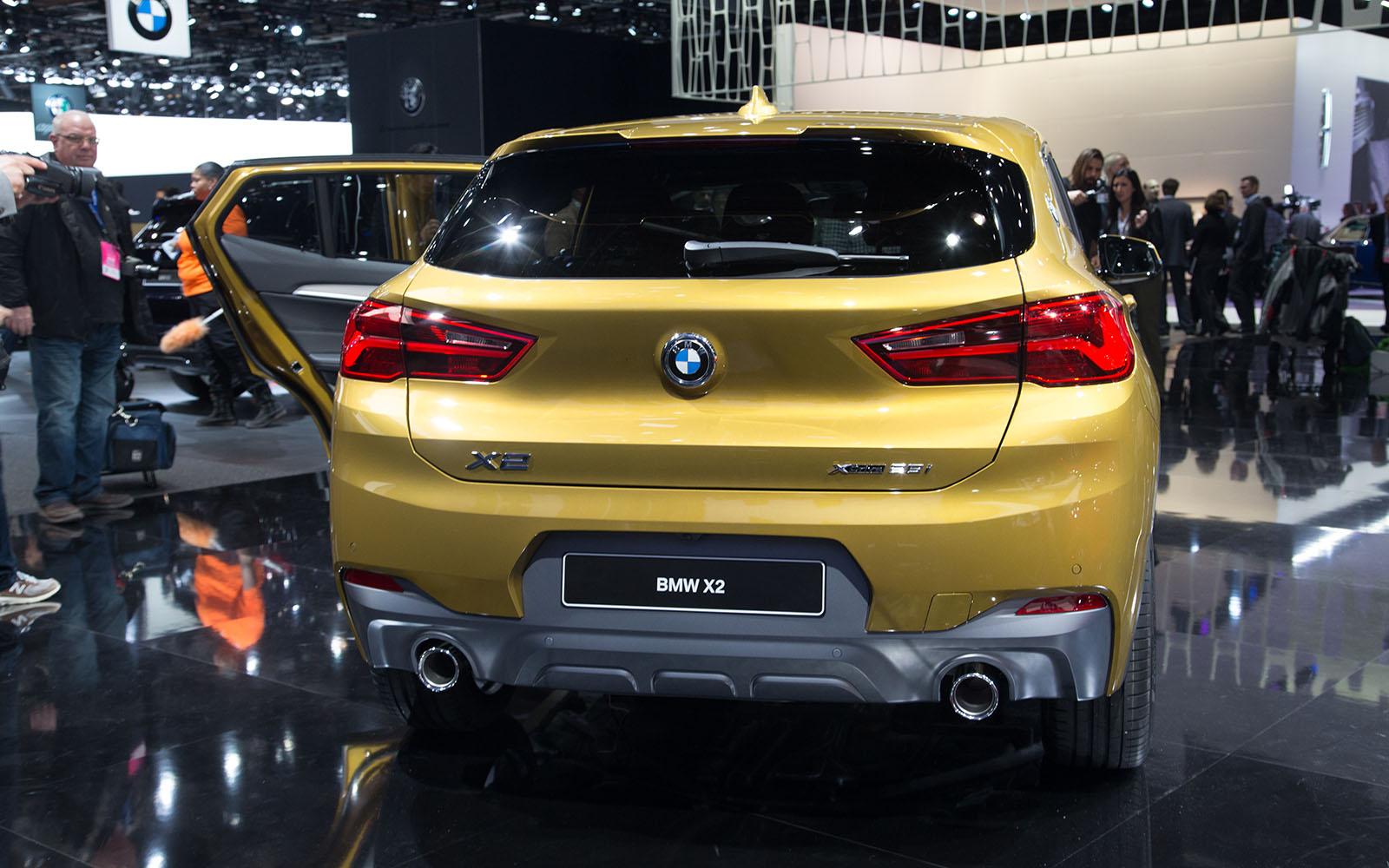 the 2018 bmw x2 takes its official worldly bow in detroit  5