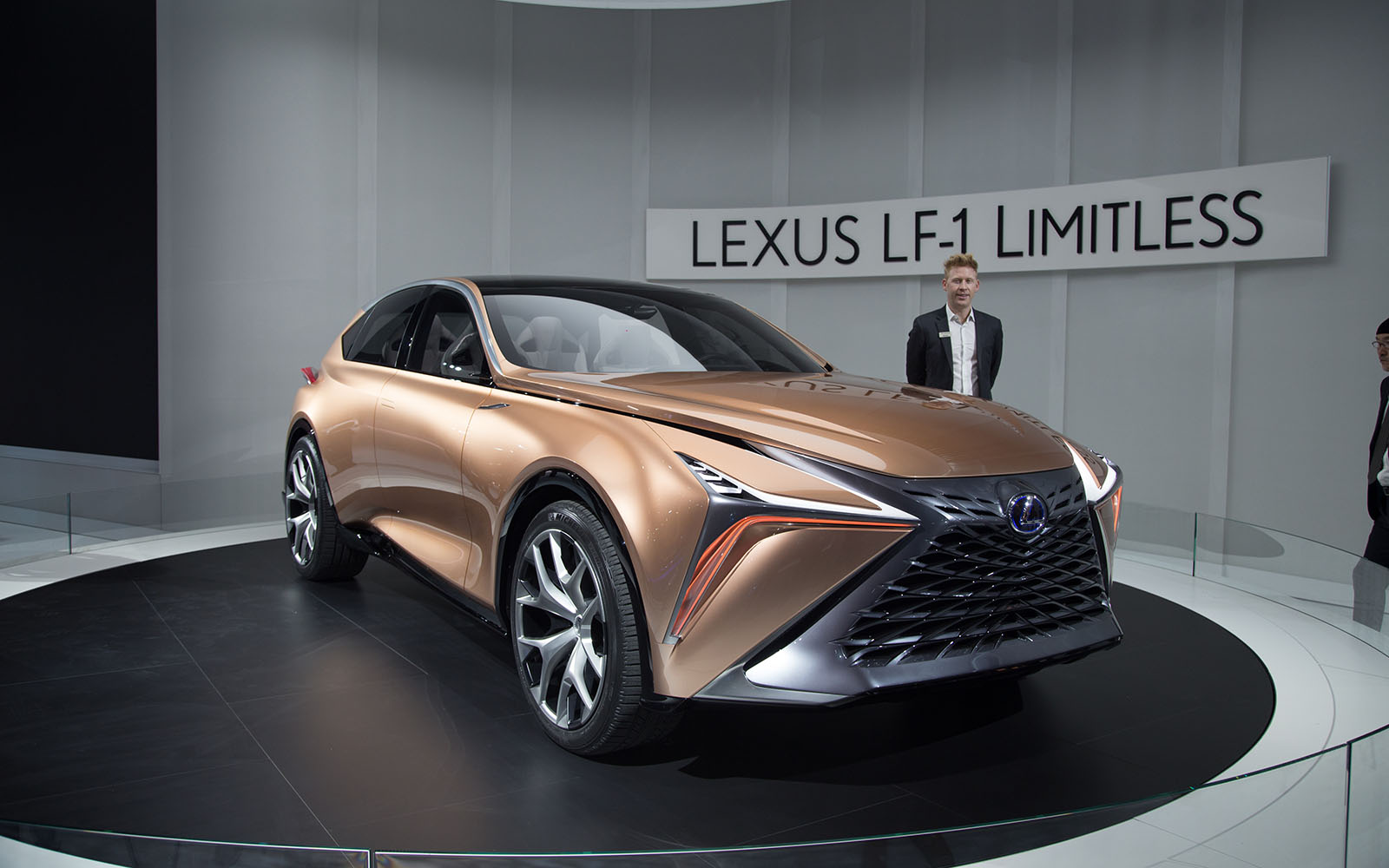 the lexus lf 1 limitless concept previews a new direction for flagship crossover 2018 detroit  5