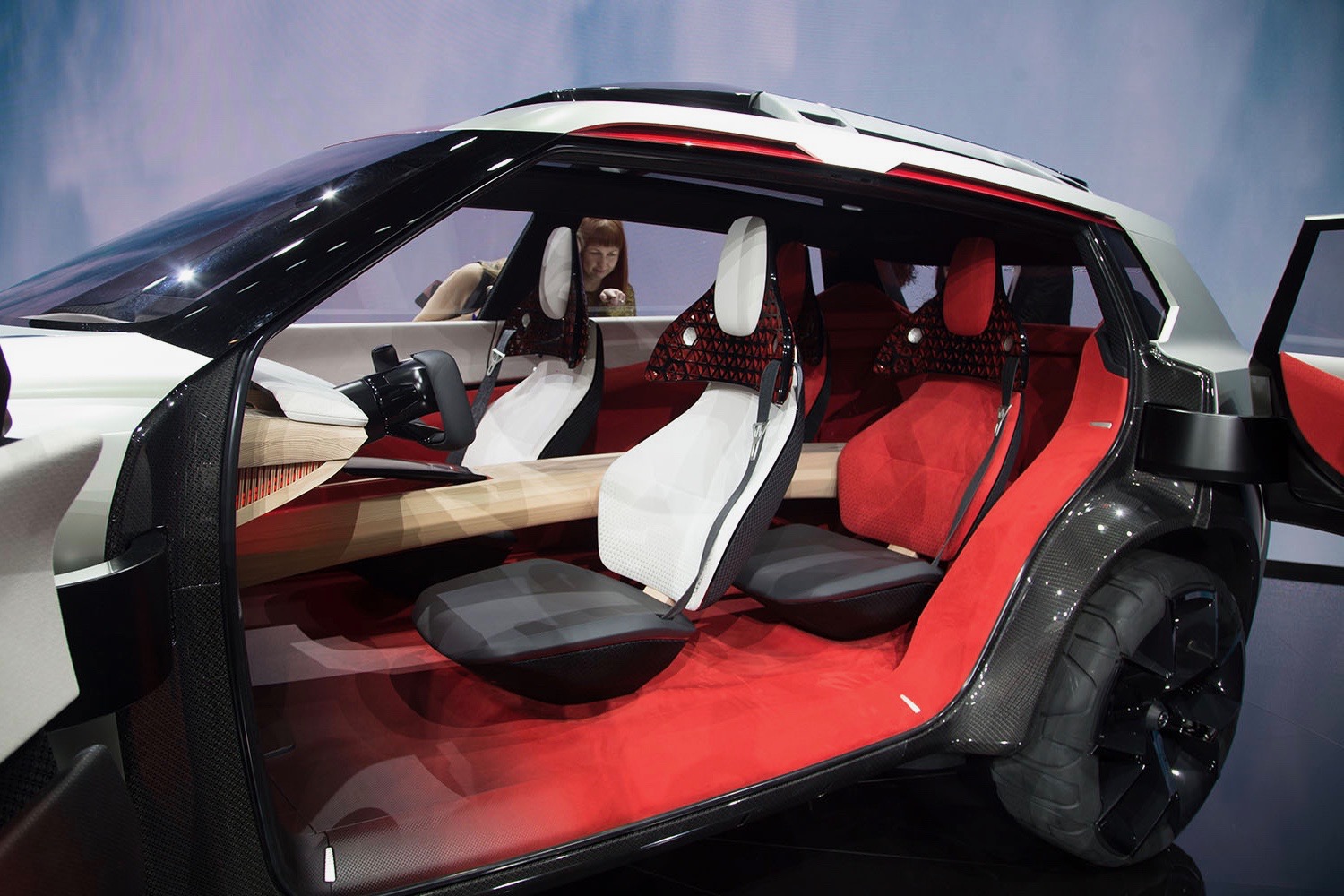 Nissan Xmotion concept
