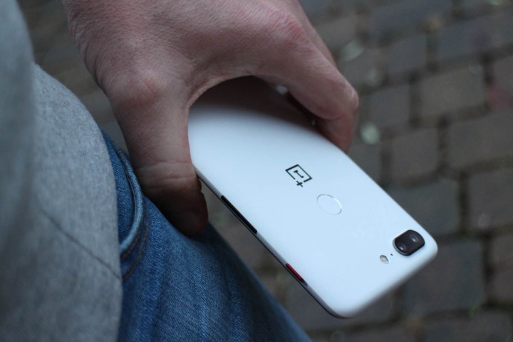 OnePlus 5T White