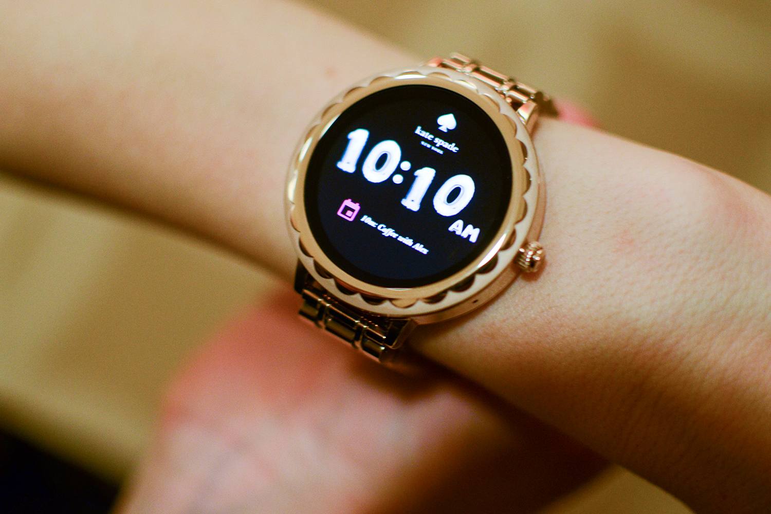 Kate Spade Women's Smartwatch Shuns 'Shrink it and Pink it' Style | Digital  Trends